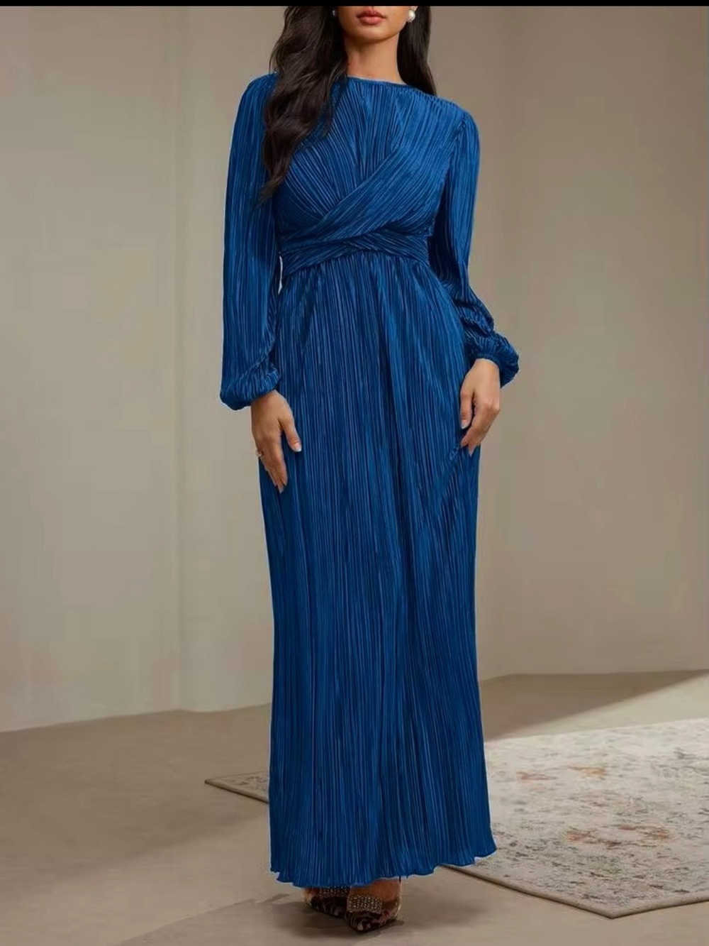 Like New Veiled Long Sleeve Pleated Plisse Maxi Dress Teal size large